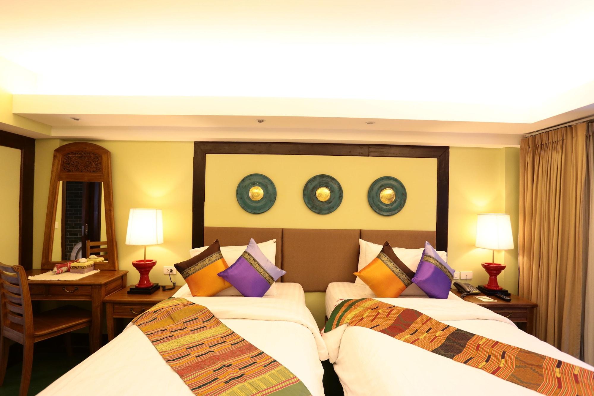 Viang Thapae Resort Чиангмай Екстериор снимка